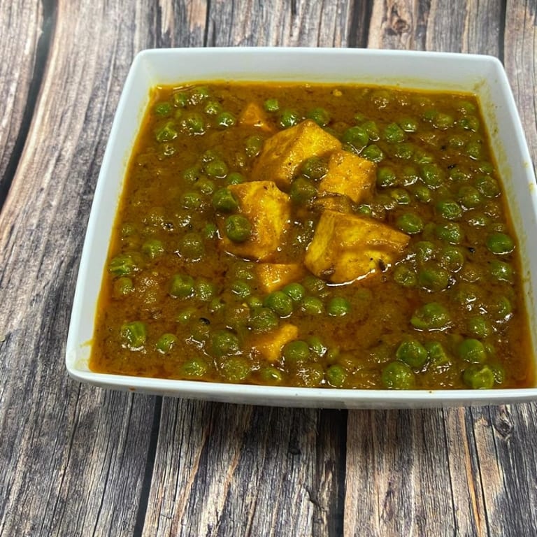 Matar Paneer: A Vegetarian Delight