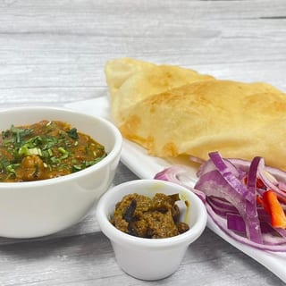 CHOLE (CHANA) BHATURE