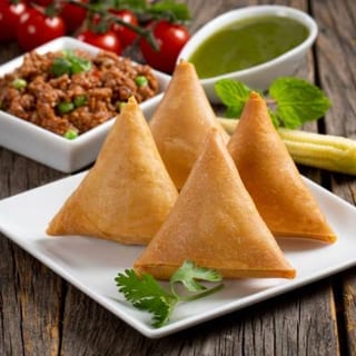 CHICKEN SAMOSA (2 PC)